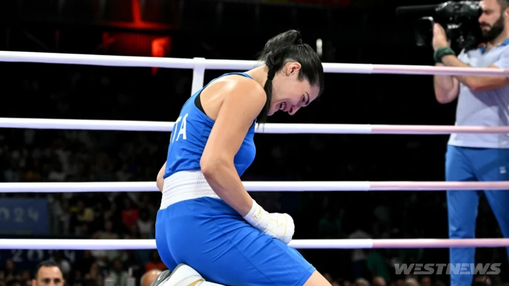 Boxeadora Angela Carini desiste de luta após 46 segundos contra uma mulher trans