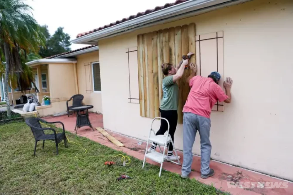 Veja imagens e vídeos do furacão Milton