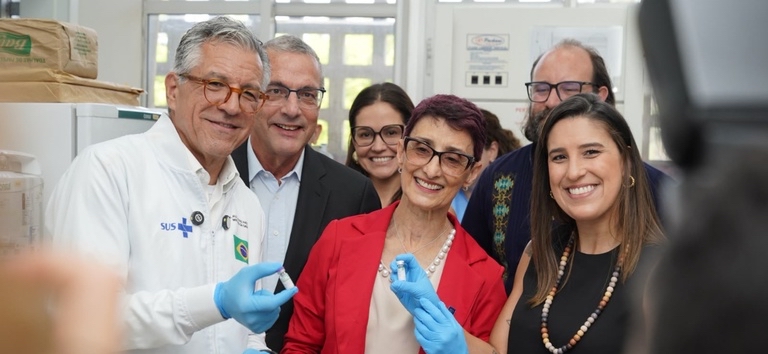 Vacina brasileira contra malária vivax recebe autorização para testes em humanos